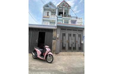 Q12.083.NHÀ SÁT MẶT TIỀN - ĐƯỜNG XE HƠI TRÁNH - ĐÚC 3 TẦNG, NHÀ ĐẸP Ở NGAY - 63M2, NHỈNH 5 TỶ