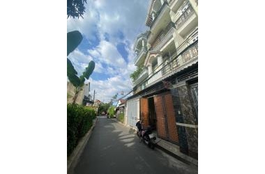 Q12.102.ĐƯỜNG XE HƠI - NGON BỔ RẺ - NỮA BƯỚC QUA GÒ VẤP - SỔ VUÔNG A1 - NHÀ ĐẸP Ở NGAY, CHỈ 5.4 TỶ