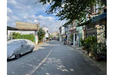 Q12.184. MT ĐƯỜNG 7M, THÔNG LÊ VĂN KHƯƠNG Q12, 76M2, 4 TẦNG BTCT, NHỈNH 7 TỶ.