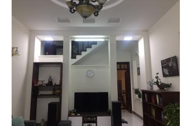 Bán nhà Biệt Thự giữa lòng Phố Hoàng Hoa Thám, Ba Đình. Dt 85m2, Mt 5m. Chỉ 7.95 tỷ