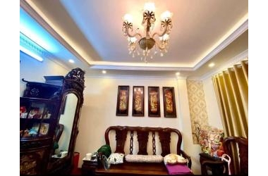Chính chủ giao bán gấp nhà ngõ 10 Kim Mã Thượng. Dt 42m2x5T. Chỉ 7.3 tỷ. Nhà mới căn góc