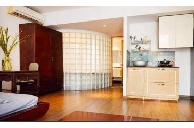 Bán gấp nhà ngõ Phố Ngọc Hà. Mặt tiền rộng, ngõ rộng thoáng. Dt 85m2x3T, Mt 5.5m. Chỉ 7.7 tỷ