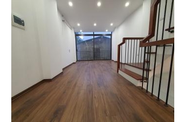 Cần bán gấp 3 lô nhà mới tinh, thoáng trước sau vĩnh viễn. Dt 38m2x5T. Chỉ 5.2 tỷ