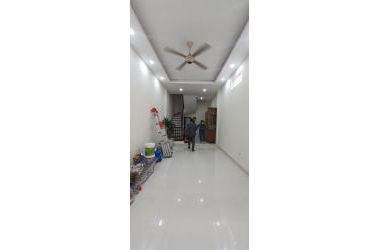 Bán gấp nhà mặt gõ 279 Đội Cấn. Nhà đẹp lô góc ô tô 30m. Dt 34m2x4T. Chỉ 4.8 tỷ