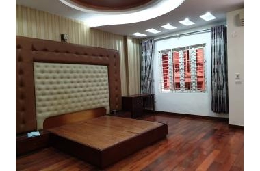 Bán siêu phẩm nhà mặt ngõ Phố Kim Mã. Gara ô tô 7 chỗ, nhà cực đẹp. Dt62m2x5T. Chỉ 11.5 tỷ