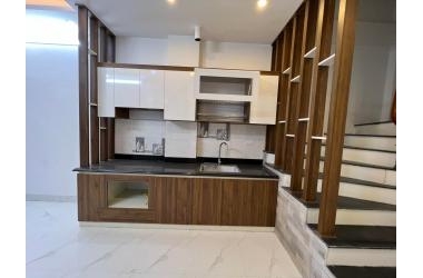 Bán nhà mặt ngõ Phố Kim Mã. Vị trí đẹp gần phố, lô góc 2 thoáng. Dt48m2x4T. Chỉ 5.4 tỷ