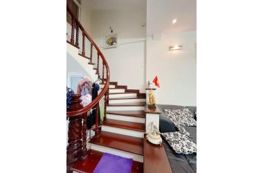 Bán nhà Phố Đội Nhân. Phân lô tướng, ngõ xe tải tránh, nội thất VIP. Dt30m2x5T. Chỉ 6.9 tỷ
