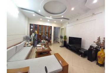 Bán nhà mặt ngõ 173 Hoàng Hoa Thám. Nhà đẹp, mặt ngõ rộng. Dt58m2x5T. Chỉ 6.1 tỷ