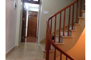 Bán gấp ngõ 189 Hoàng Hoa Thám. Nhà đẹp ô tô đõ cửa. Dt40m2x5T. Chỉ 5.1 tỷ
