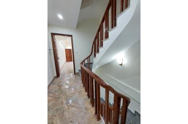 Thị trấn Văn Điển, Thanh Trì 30 m2 3 tầng giá 2.35 tỷ!