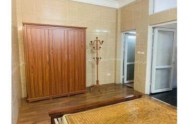 Mặt phố Giải Phóng, ô tô tránh 70 m2 4 tầng giá chỉ nhỉnh 10 tỷ!