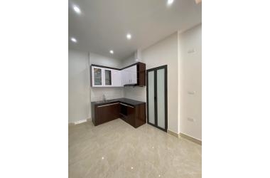 Tựu Liệt, Thanh Trì, ô tô đỗ gần 43 m2 5 tầng giá nhỉnh 3 tỷ!