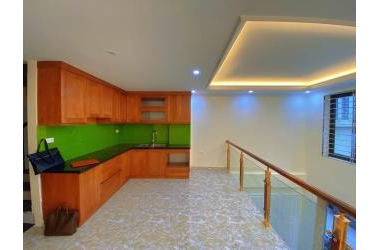 NHÀ PHÂN LÔ, ĐƯỜNG NGUYỄN TRÃI, Ô TÔ VÀO NHÀ, 84M2, MT 4,1M