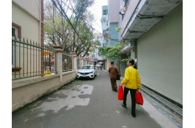 Bán nhà ngõ 50 Mễ Trì Thượng-TỪ LIÊM, Nhà đẹp thoáng sáng FULL nội thất, 5t, 104m2, nhỉnh 11 tỷ -Ô TÔ vào nhà, kinh doanh vô địch