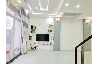 BÁN NHÀ HẺM 666 HUỲNH TẤN PHÁT, 66m2, 3 TẦNG, 4.95 TỶ, GĐ DỌN VÀO Ở NGAY.
