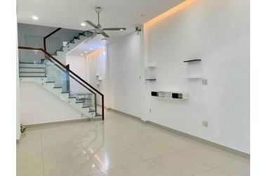 BÁN NHÀ 4 TẤM, KHU ĐỒNG BỘ, 75M2, Ô TÔ VÀO TỚI CỬA, FULL NỘI THẤT, DÂN TRÍ CAO.