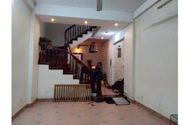 Nhỉnh 4 tỷ! Kinh Doanh! Mặt ngõ 29 Láng Hạ 42m, 4 tầng, mt 4m.