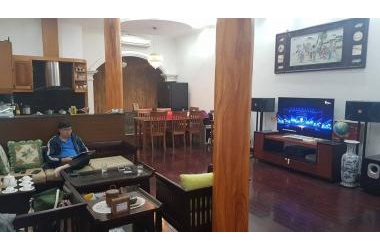 Lô Góc! Siêu đẹp! Bán nhà Chùa Láng 80m, 4 tầng, mặt tiền 5.6m