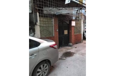 5 tỷ! Ô tô vào nhà! Bán đất Nguyễn Chí Thanh 52m, mặt tiền 4m.