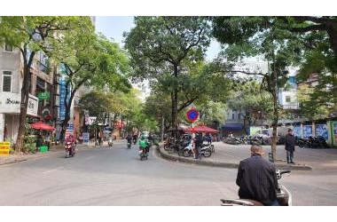 21 tỷ! Kinh Doanh Đỉnh! Mặt Phố Nguyên Hồng 58m2, 6 tầng, mt 3.8m