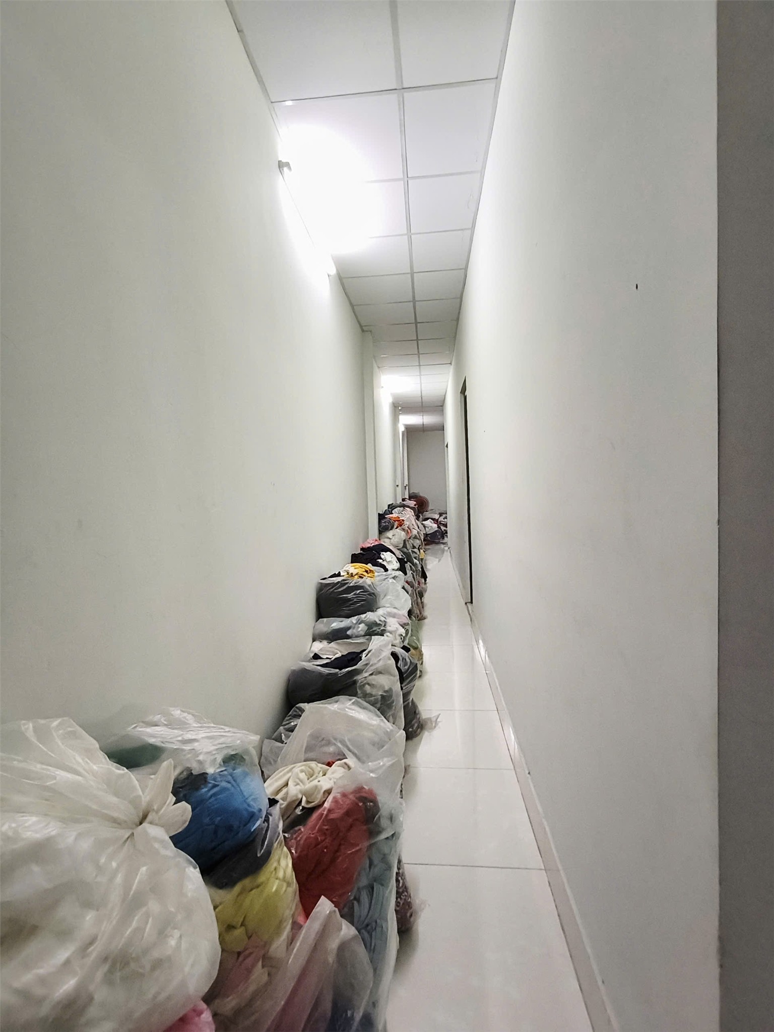 Bán gấp nhà ngay trung tâm Tam Bình quận Thủ Đứ 60m2 giá nhỉnh 3 tỷ .