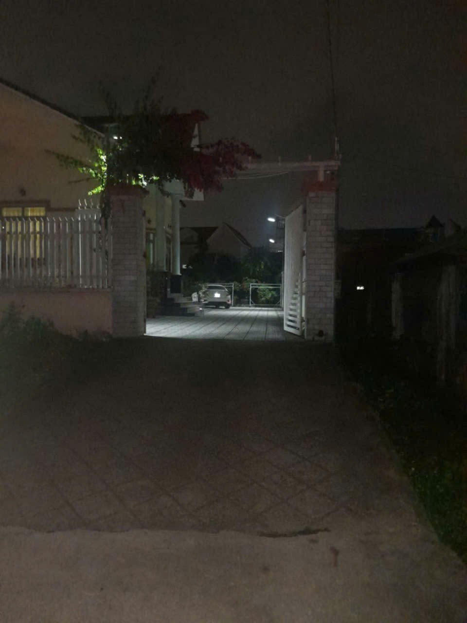 Chủ cần bán gấp nhà đẹp ngay Linh Xuân vị trí độc tôn không có căn thứ 2.