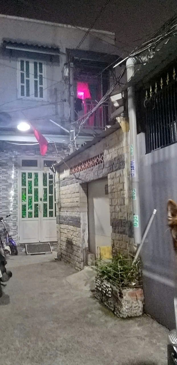 Chủ cần bán gấp nhà đẹp ngay Linh Xuân vị trí độc tôn không có căn thứ 2.