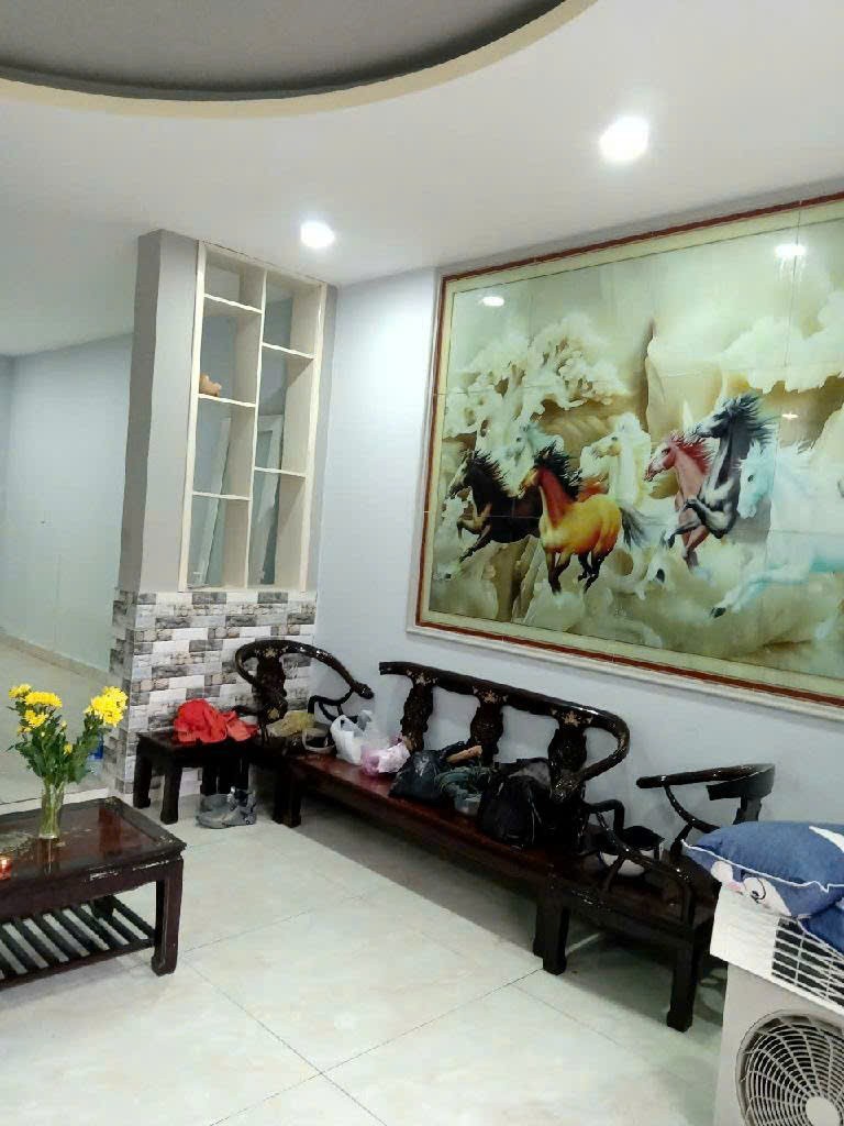 CƠ HỘI ĐẦU TƯ – NHÀ PHỐ NHỈNH 5 TỶ – VỊ TRÍ VÀNG, PHƯỜNG LINH ĐÔNG, THỦ ĐỨC