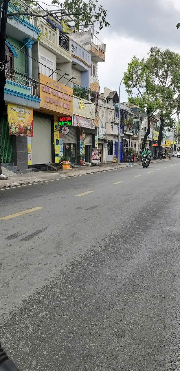 Chủ cần tiền bán gấp nhà 2 tầng đẹpcỉ 4,35 tỷ ngay Linh Đông Thủ Đức.