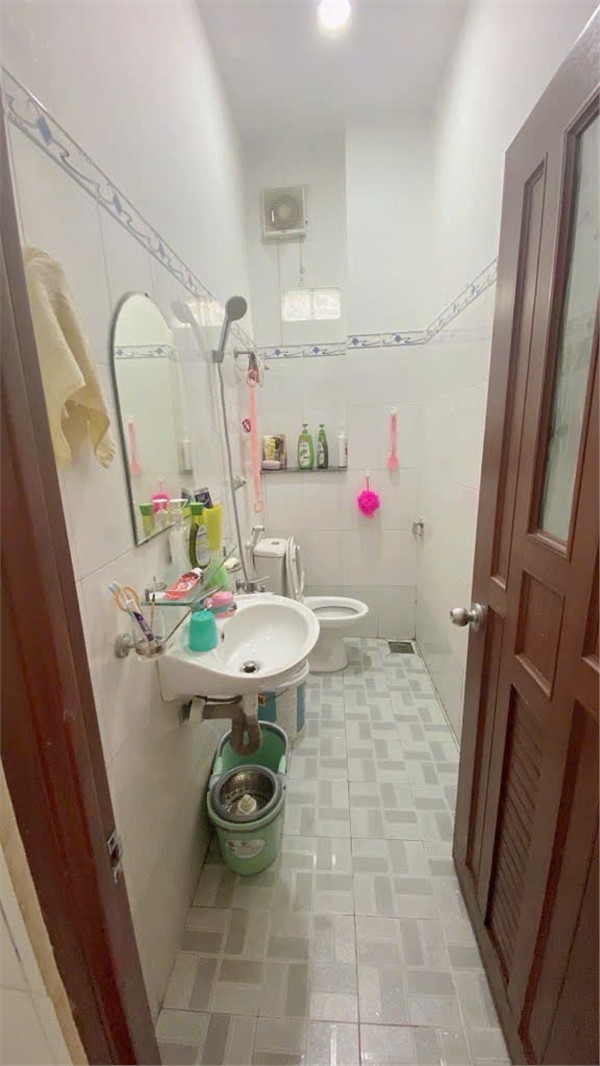 Duy nhất 1 căn nhà đẹp Linh Đông ngay chợ Thủ Đức sổ hồng riêng ở ngay