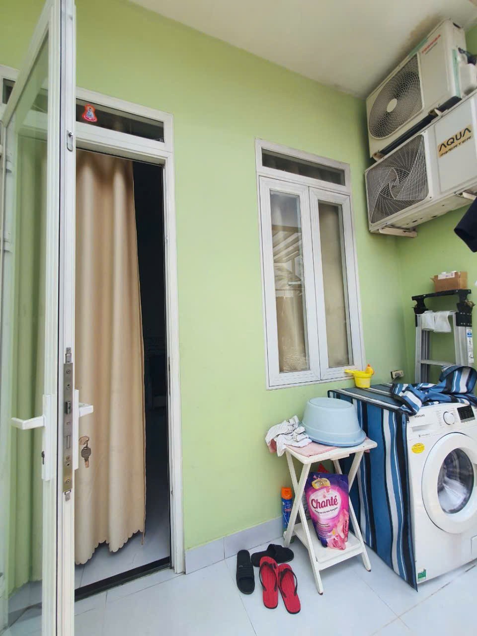 Tin hot đập hộp nhà mới giá chỉ 2,950 tỷ ngay trung tâm Thủ Đức.