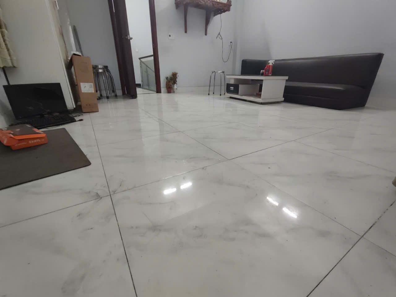 Chính chủ bán gấp, siêu phẩm nhà HXH trung tâm Tam Phú , Thủ Đức giá chỉ 4,5 tỷ.