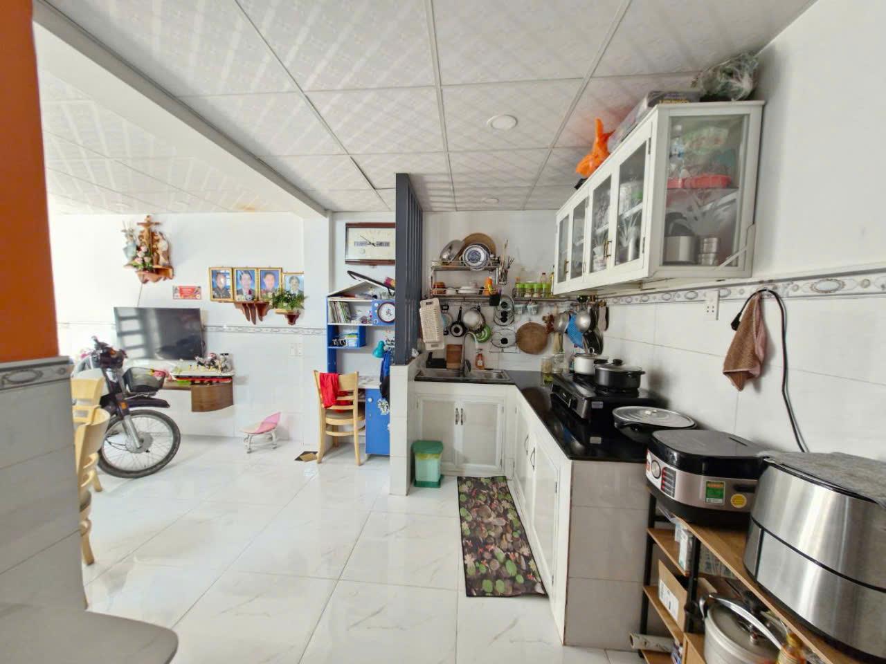 Chính chủ bán gấp nhà HXH Tô Ngọc Vân - 100m2 vuông vức chỉ 6,2 tỷ.