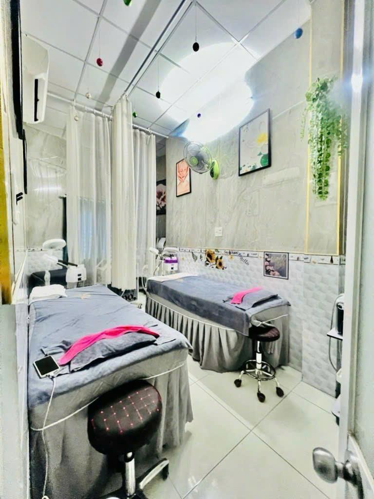 Nhà đẹp mát lòng, 4 tầng sang xịn giá 5,6T khó tin nhưng có thật.!.