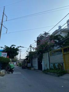 Bán nhà hẻm xe hơi trung tâm Thủ Đức vị trí đắc địa đầu tư siêu lợi nhuận nhỉnh 2 tỷ.