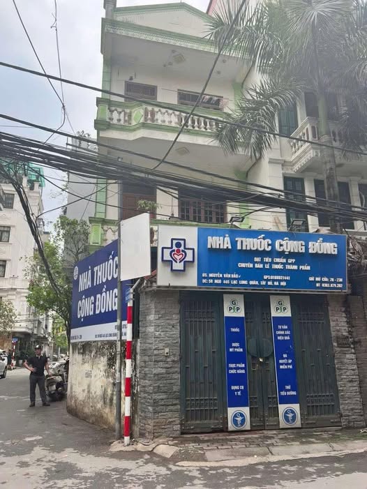 Chính chủ bán nhà Lạc Long Quân - Tây Hồ - 5p ra Hồ Tây