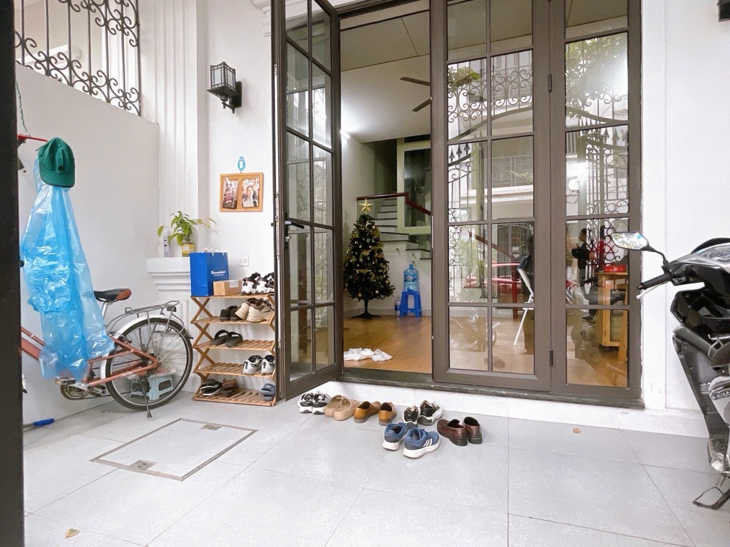 KĐT MỚI ĐẠI KIM PHÂN LÔ Ô TÔ TRÁNH ĐỖ THANG MÁY NHẬP 72M2 MẶT TIỀN 5M 24,5 TỶ