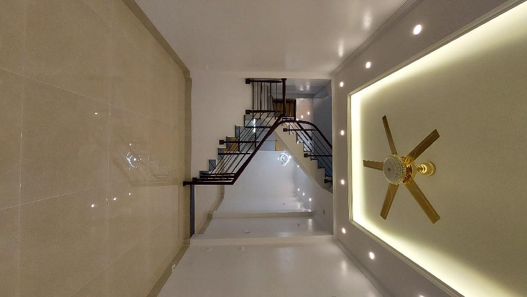 NGỌC HỒI, CÁCH 1 NHÀ RA QUỐC LỘ 1A, 39M2 5 TẦNG MỚI GIÁ 5,4 TỶ
