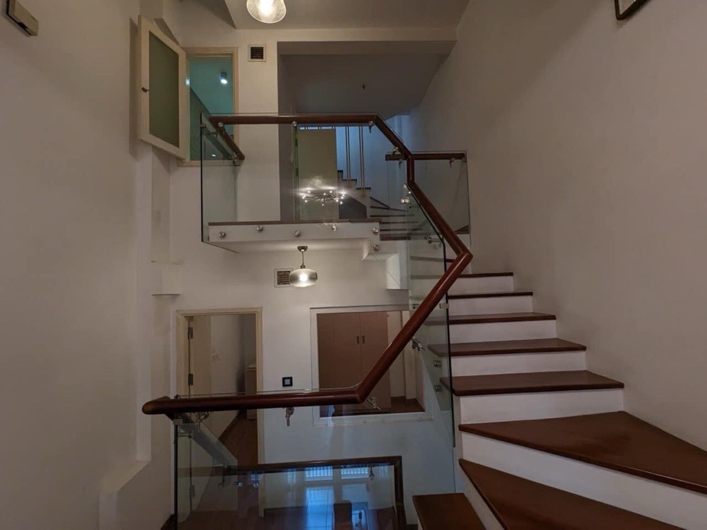 HOÀNG CẦU PHỐ VIP LĐ, BIỆT THỰ VIEW HỒ 50M2 MẶT TIỀN 4,8M GIÁ 26 TỶ