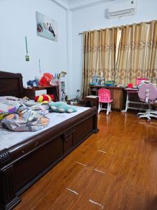 PHÂN LÔ LIỀN KỀ TRƯỚC NHÀ Ô TÔ TRÁNH, SỬA CỬA Ô TÔ VÀO NHÀ 38M2 4 TẦNG 5.7 TỶ