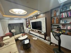NHÀ ĐẸP GIÁ TỐT HÀNG XÓM TTTM THANH TRÌ 33M2 5 TẦNG XÂY MỚI NGÕ RỘNG 5.4 TỶ