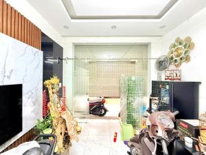 TRUNG TÂM HAI BÀ TRƯNG CÁCH HỒ GƯƠM 3KM 32M2 5 TẦNG Ô TÔ GẦN 7,2 TỶ