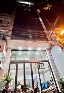 PHỐ THÁI HÀ, Ô TÔ KINH DOANH THANG MÁY 74M2 6 TẦNG MT 5M 21 TỶ
