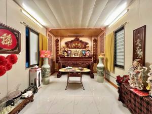 MAI ANH TUẤN LÔ GÓC VIEW HỒ HOÀNG CẦU TRƯỚC NHÀ VỈA HÈ 3M, 7TẦNG THANG MÁY Ô TÔ ĐỖ CỬA 26,8 Tỷ