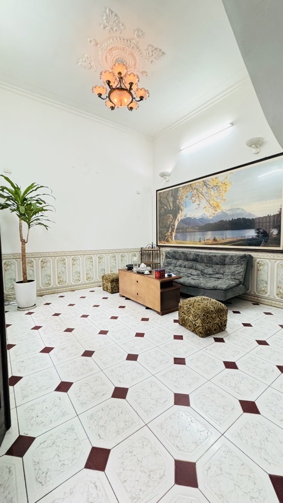 Bán nhà Nguyễn Tuân, 42m2, 5 tầng, mặt tiền rộng, gần Lê Văn Lương, gần phố, hơn 11 tỷ