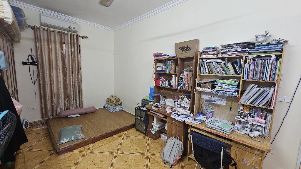 Bán nhà tập thể Thanh Xuân Nam, sau Viện khoa học Xã hội, 3PN, ô tô đỗ cửa, nội thất đẹp