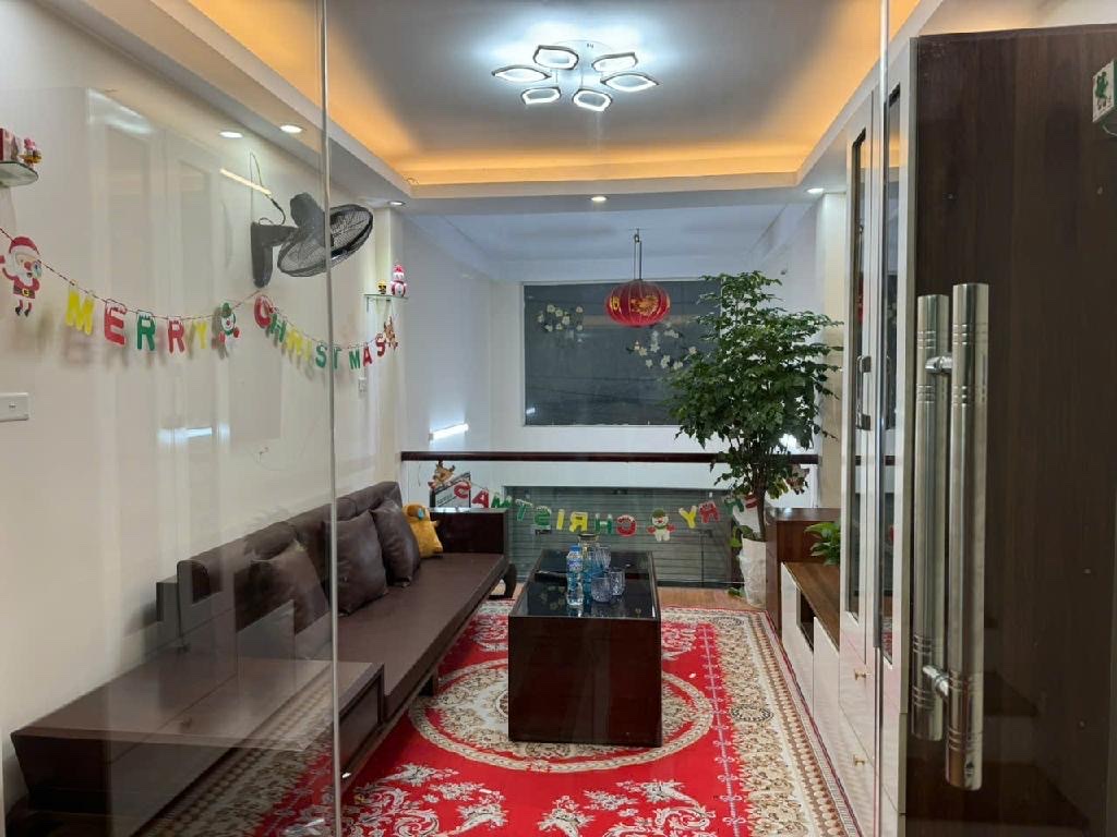 Bán nhà Quan Nhân, ngõ 109, 30m2, 4 tầng, nội thất nhập khẩu, nhỉnh 5 tỷ