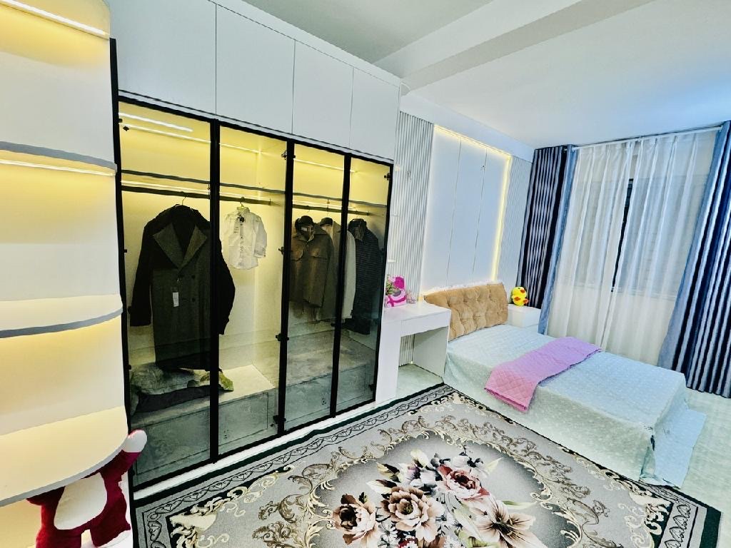 Bán nhà Quan Nhân, ngõ 109, 30m2, 4 tầng, nội thất nhập khẩu, nhỉnh 5 tỷ