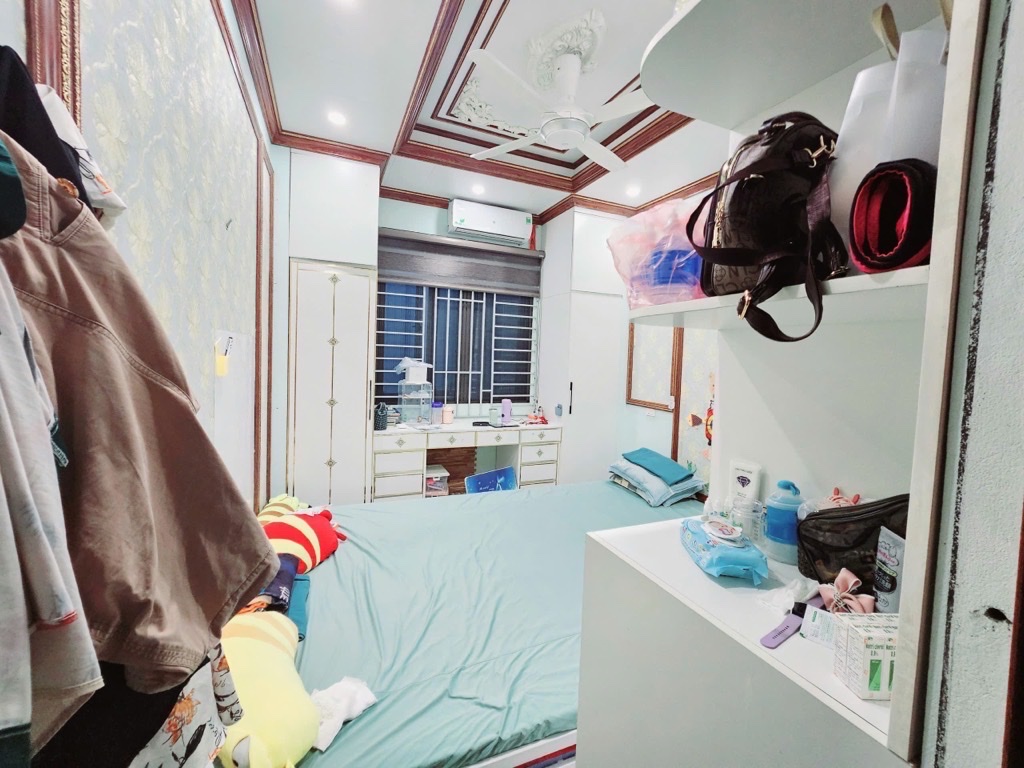 Bán nhà Vũ Trọng Phụng, 31m2, 5 tầng, nội thất đẹp, ở ngay, hơn 5 tỷ