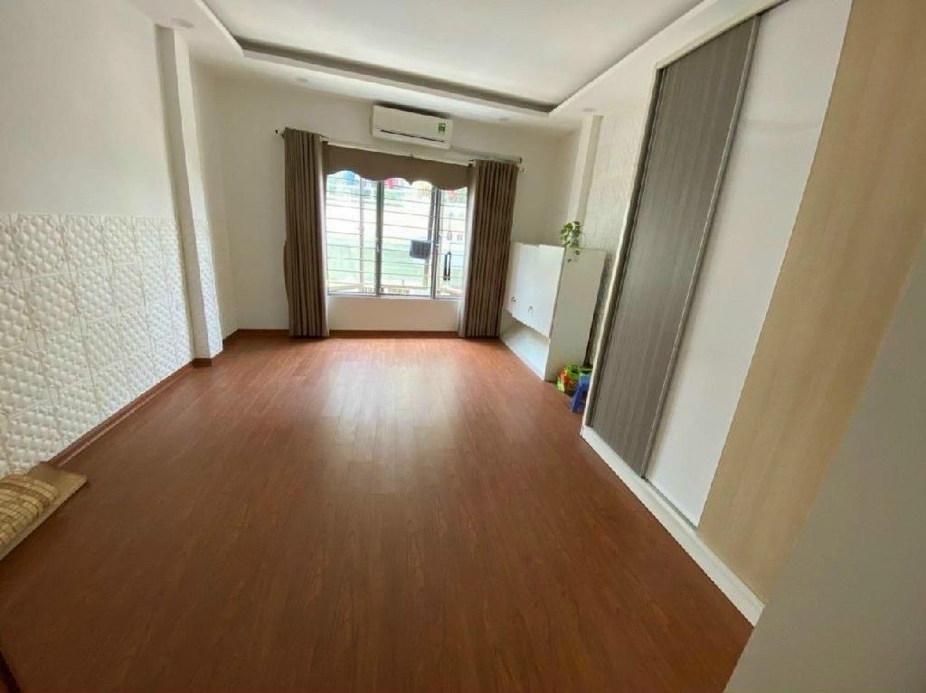 Bán nhà Nguyễn Quý Đức, Thanh Xuân Bắc, 33m2, 5 tầng, view nhìn trường học